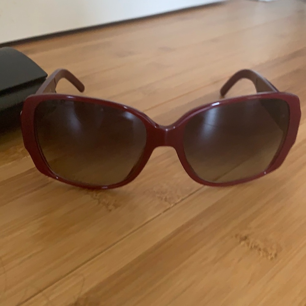 Burberry sunglasses